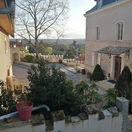 L'Annexe Du Chateau De Saint Genix Экстерьер фото